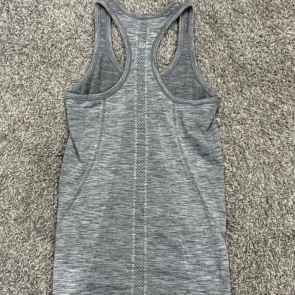 NWOT Lululemon Swiftly Tech